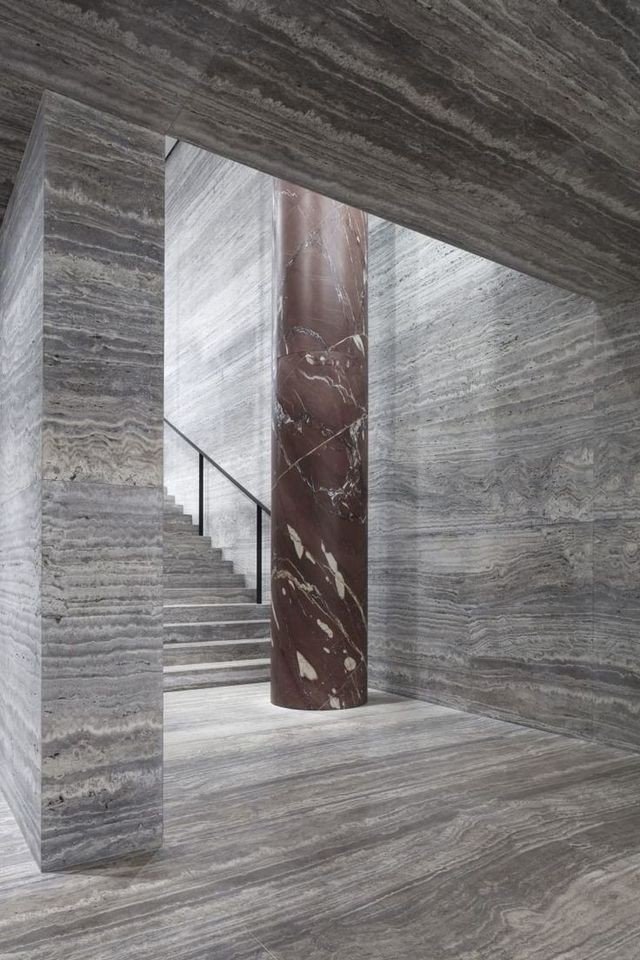 Travertine Riser Silver Travertine UAE
